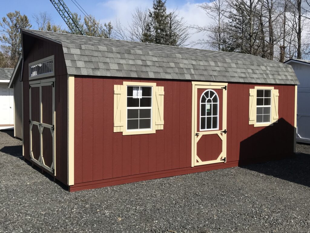High Wall Barn in wood