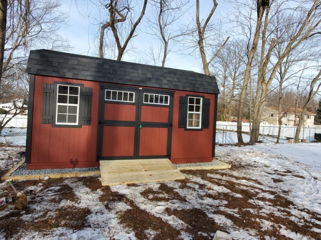 High Wall Barn T111